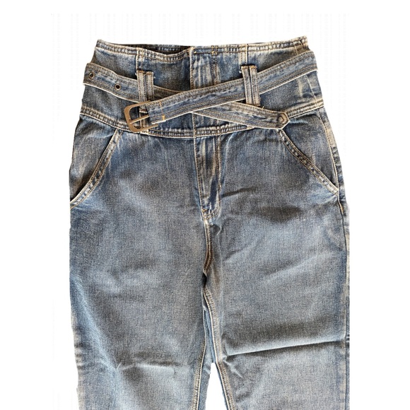 High Rise Mom Jeans - Picture 3 of 5